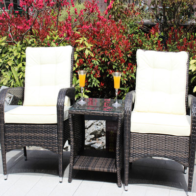 Ensemble de conversation 3 pièces pour l'extérieur: canapé modulaire avec coussins de dossier et table basse beiges - siège de patio confortable pour améliorer votre espace