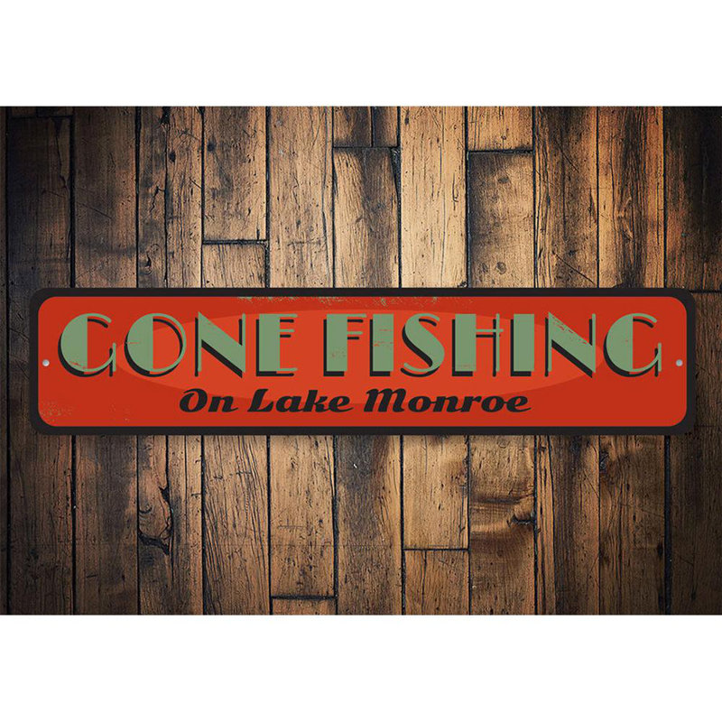 Vieille enseigne en métal «Gone Fishing», H 6 po x l 24 po x P 0,06 po