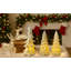 Ensemble de 3 arbres de Noël en céramique illuminés - petit arbre de Noël blanc avec lumières DEL chaudes pour les décorations de table, de manteau de cheminée, de maison de campagne