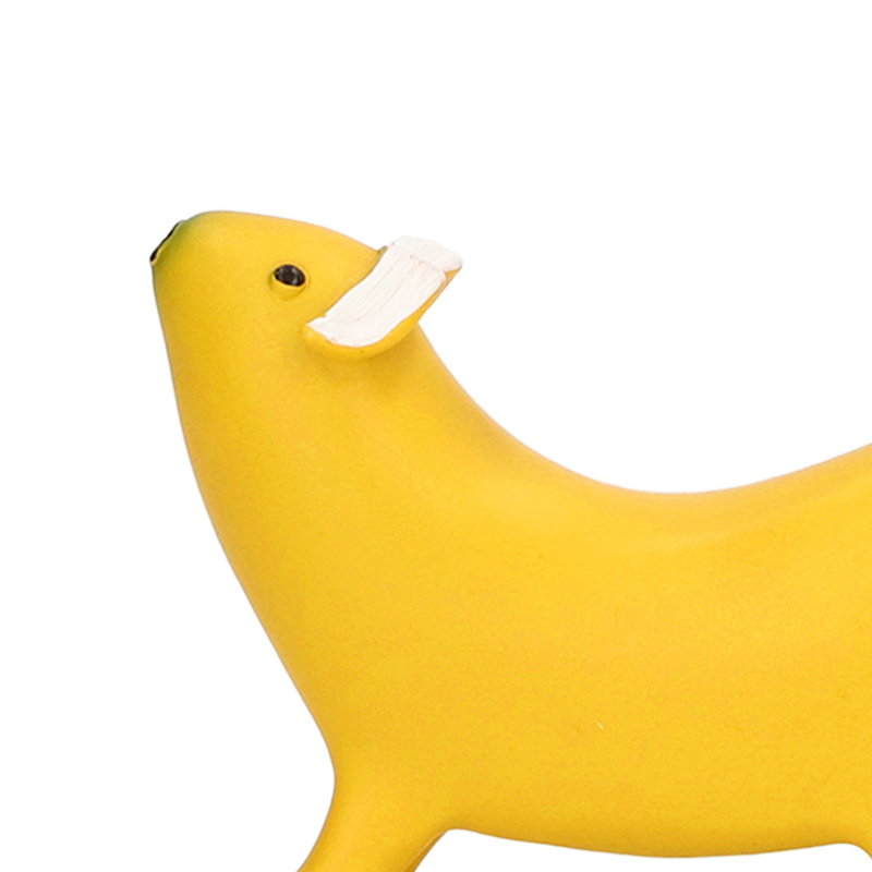 Sculpture de bananier en résine, drôle, jolie décoration d'art légère pour bureau à domicile S 8 x 6 cm / 3,1 x 2,4 po