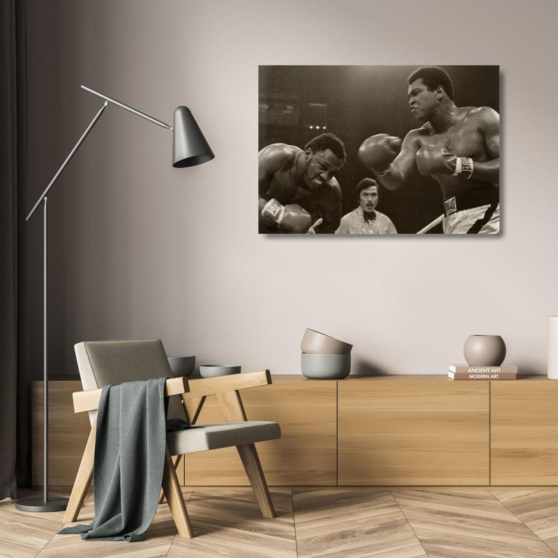 La Thrilla à Manille, H 17 po x l 24 po
