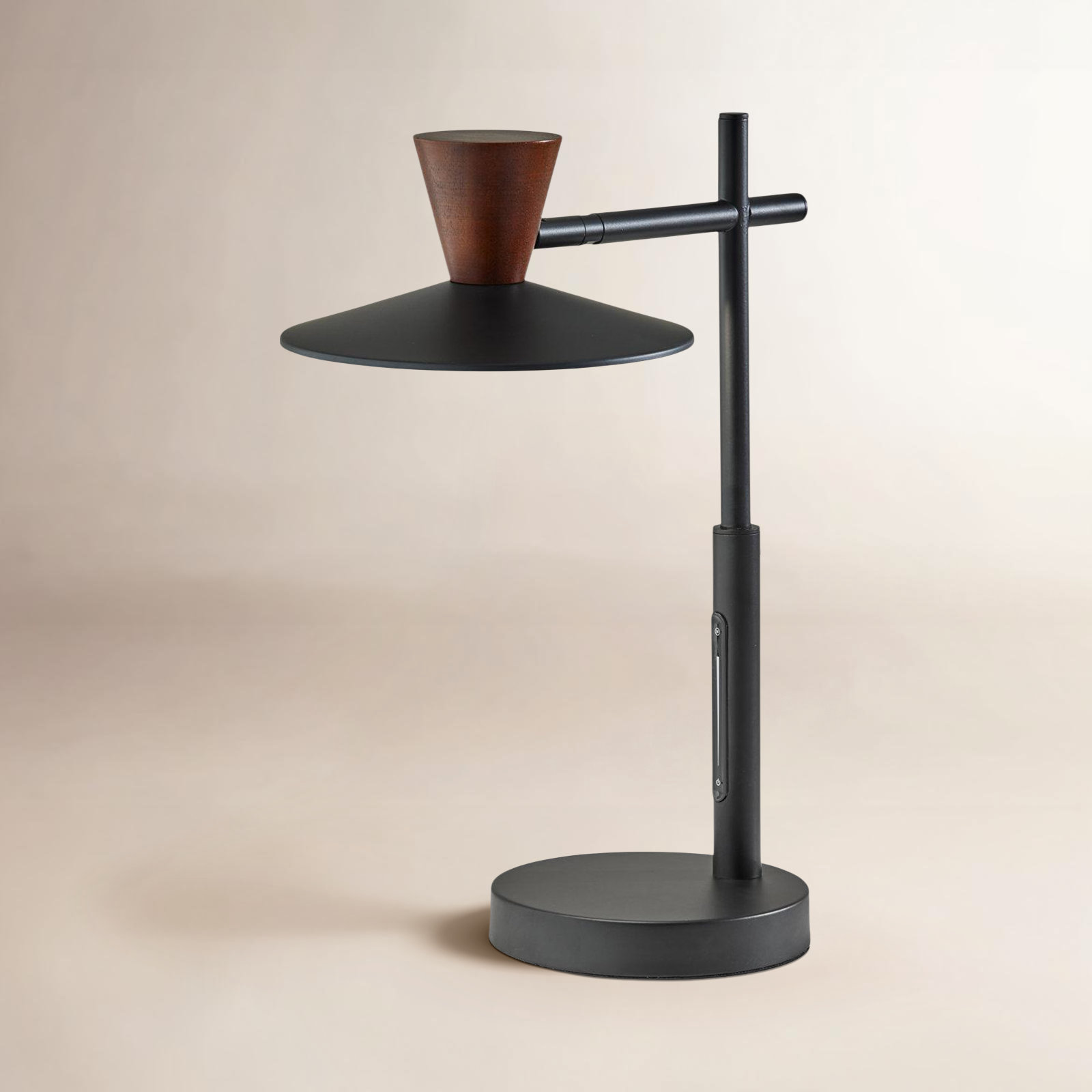 Chloë Metal USB Desk Lamp