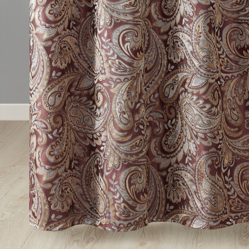 Rideau de douche en jacquard Aubrey, H 72 po x l 72 po, Rouge / doré