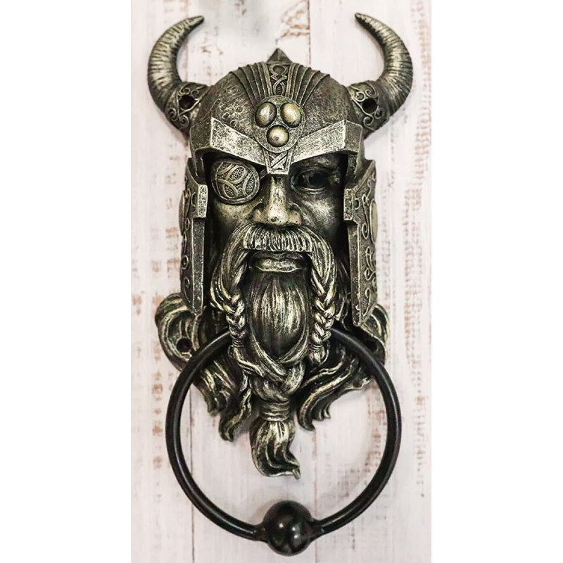 Alyxa Ebros, chef viking nordique d'Asgard