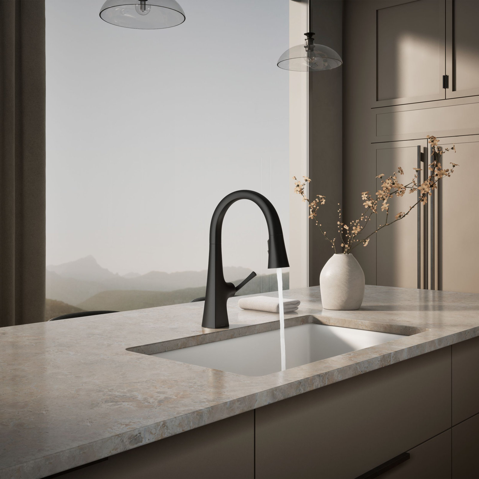 Graze Pull-Down Kitchen Faucet, Matte Black