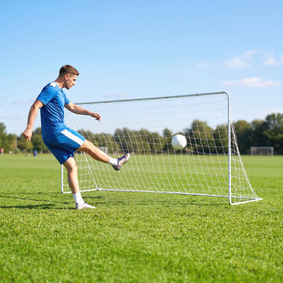 But de soccer, filet de soccer d'entraînement portatif 6 x 4 pi avec structure en acier