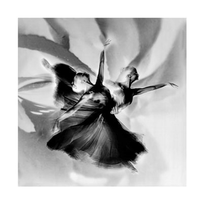 Danse moderne et contemporaine en noir et blanc