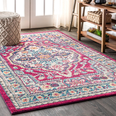 Saquia Oriental Area Rug