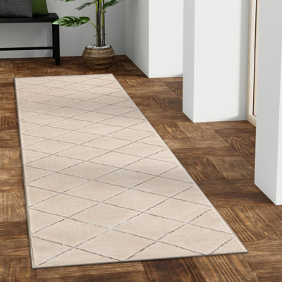 Latitude Run® Checks Novica Rug White and Silver