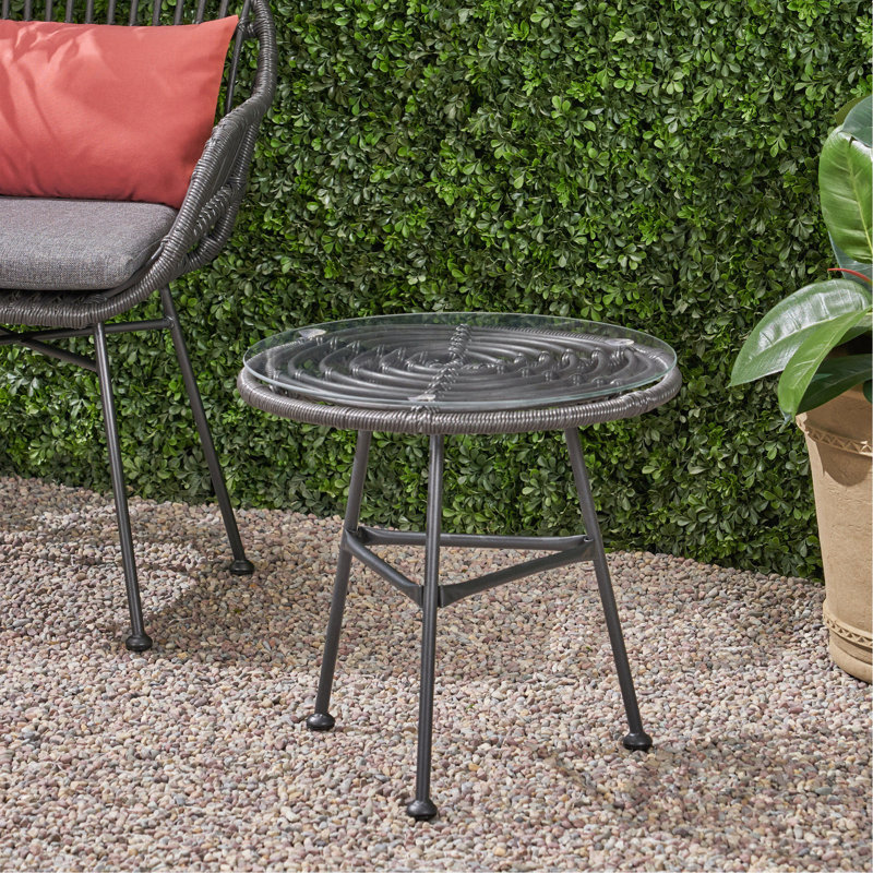 Table d'appoint en faux rotin Orlando, Gris