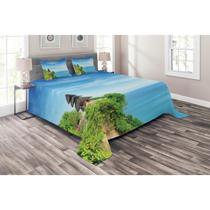 Eclectic Polyester Coverlet, King Bedspread + 2 Shams