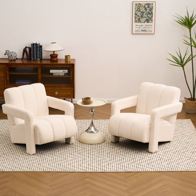 Upholstered Teddy Tufted Armchair