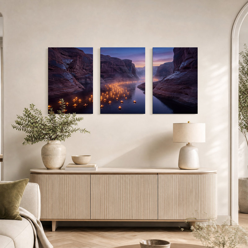 Bougies flottantes sur une rivière brumeuse dans un canyon - Ensemble de 3 toiles murales, 30"H x 20"W x 3pcs