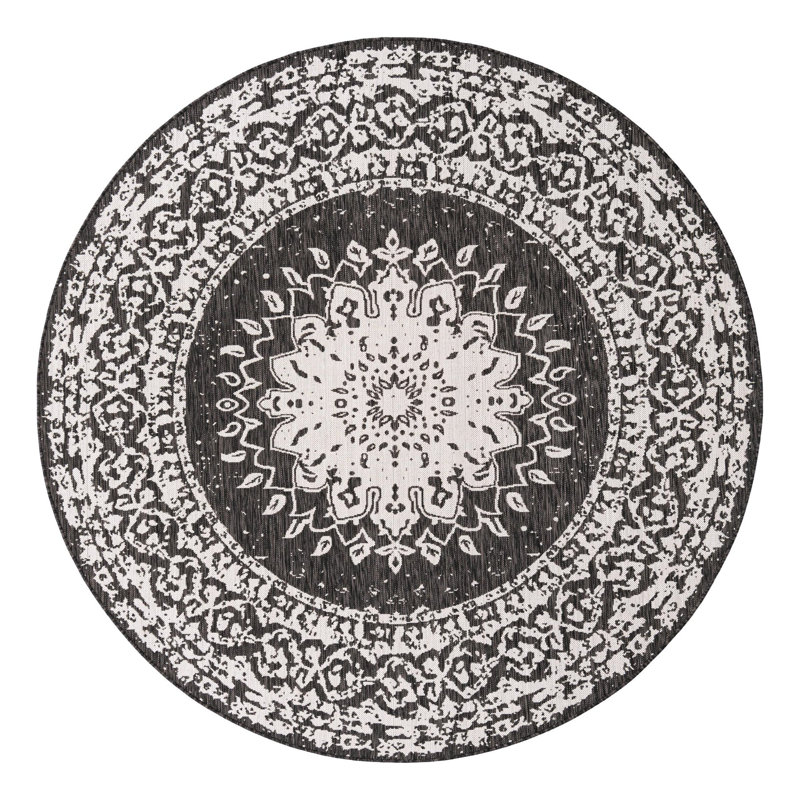 Ornate Lamotte Rug, Round 7'10"