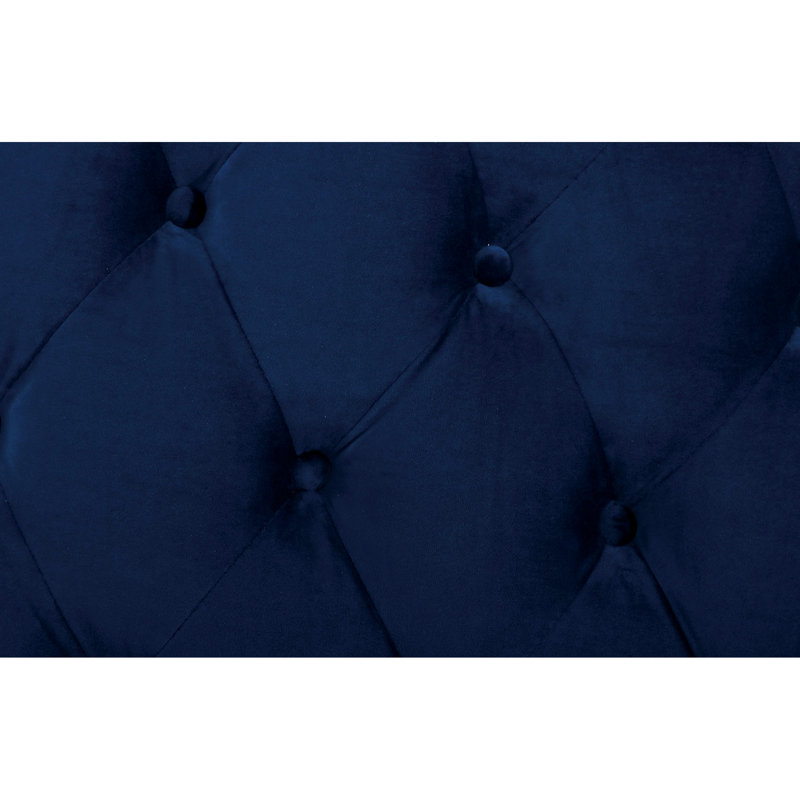 Cadre de grand lit bleu marine, transitionnel et moderne, revêtement en velours, tête de lit à boutons avec surpiqûres en losanges, entièrement rembourré, motif
