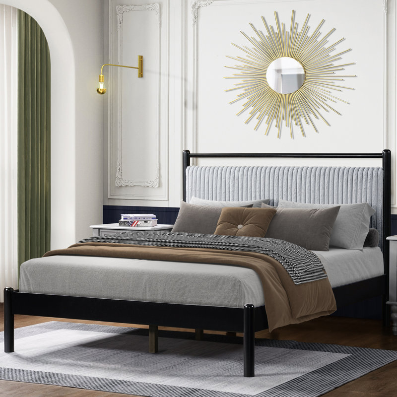 Structure de lit double en bois avec tête de lit moelleuse, cadre gris et noir, Double