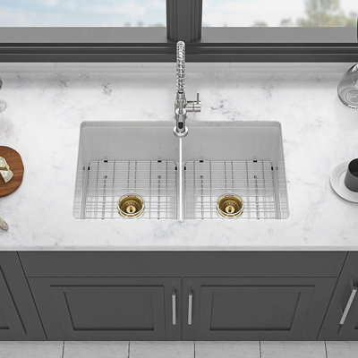 32 Inch Undermount Double Bowl Kitchen Sink