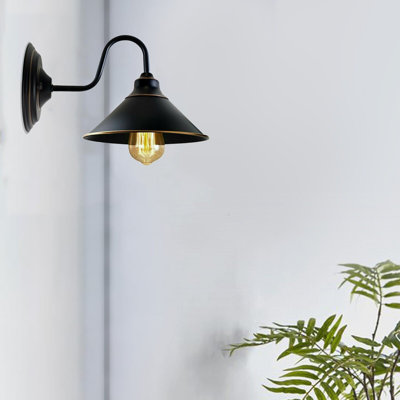 Moscato Armed Sconce