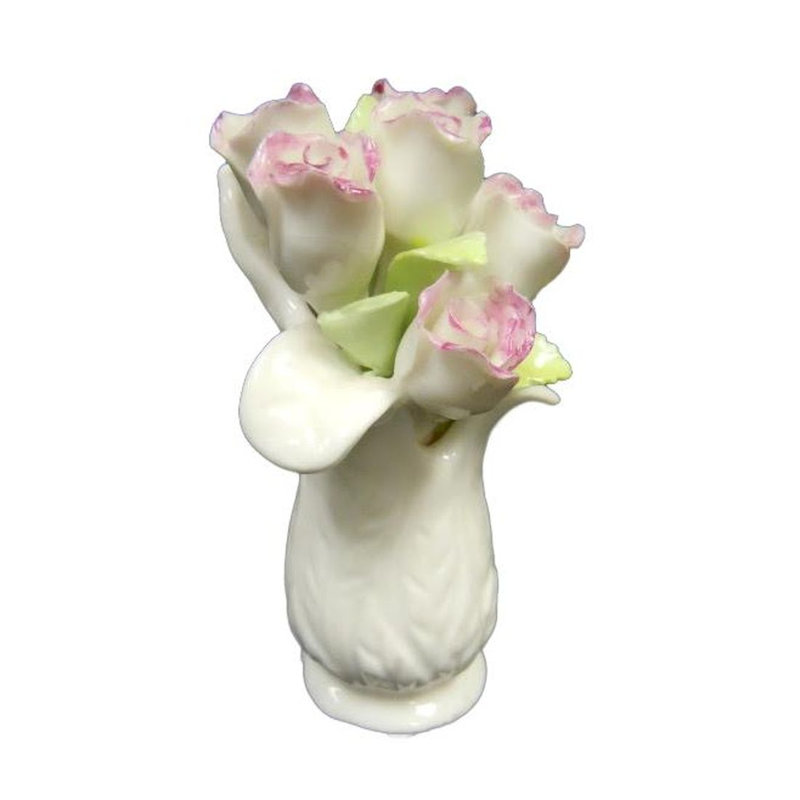 Sculpture de roses dans un vase Averelle