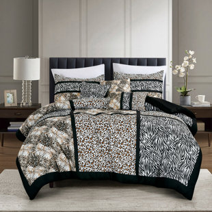 Wild Safari Patchwork Comforter Set