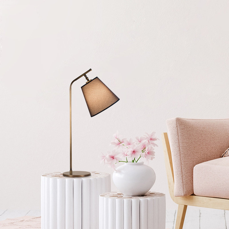 Lampe de table élégante en métal, 6,3 x 11,0 x 26,4 pouces | Corps en métal durable, douille E27 (40 W maximum) | Câble de 78,7 pouces, indice de protection IP20 | Parfait pour le salon, la chambre à coucher ou le bureau, solution d'éclairage élé