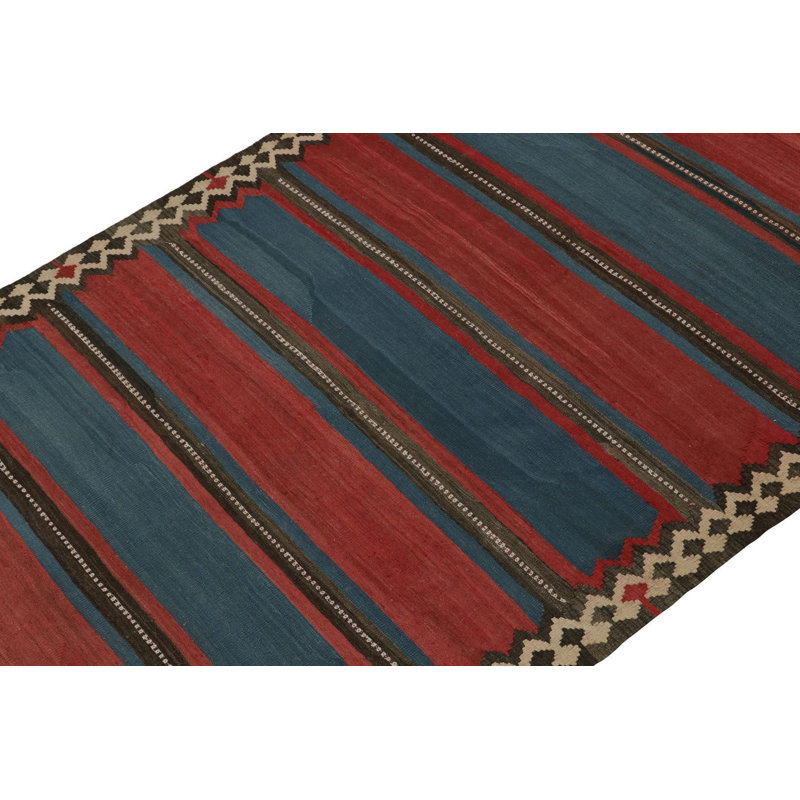 Wool Area Rug in Red/Blue
