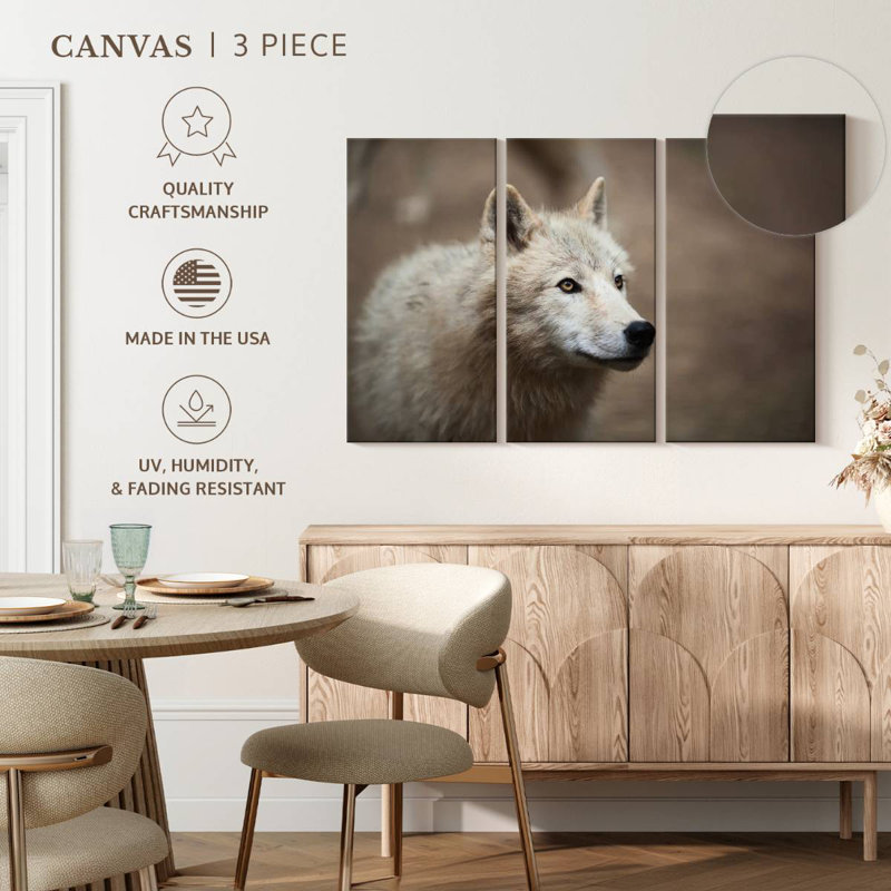 Brampt Arctic White Wolf, 28" H x 45" W