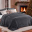 Couverture en flanelle brossée gris grand-116843132-116843126