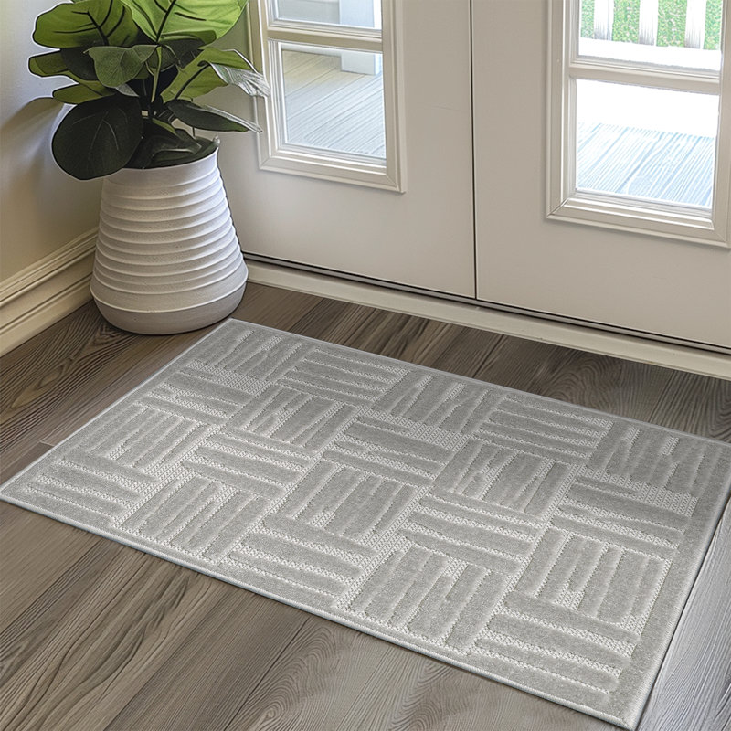 Tapis turc à motif écossais intérieur / extérieur à poils courts turc gris / crème pour patio, terrasse, porche ou entrée