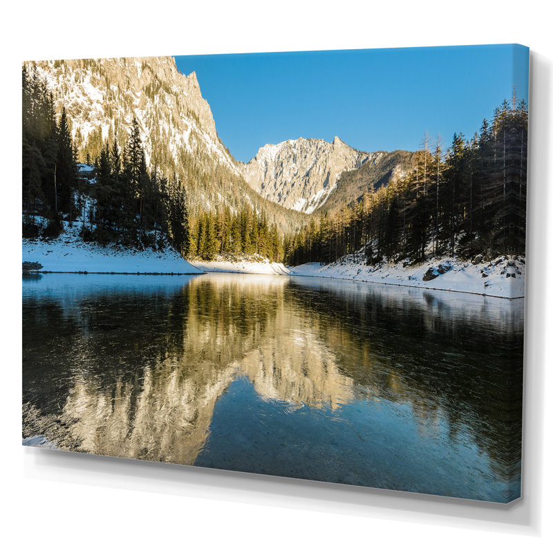 «Mountain Reflection Over Green Lake», reproduction sur toile tendue, H 16 po x l 32 po x P 1 po