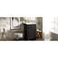 Meuble-lavabo de 20 pouces avec lavabo en céramique, aménagement compact et tablette réglable pour un lavabo efficace. Petite mise à niveau nécessaire. Lignes modernes. Protection contre le débordement. Porte-porte. Finition noire.