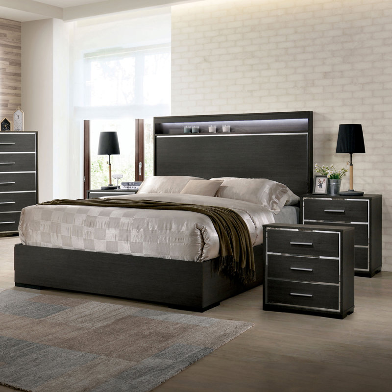 Cayer 3-Piece Bedroom Set