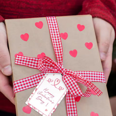 120 étiquettes en papier pour le cadeau de la Saint-Valentin, chaîne de cartes de vœux, boîte de bonbons, étiquette suspendue, cadeau de la Saint-Valentin