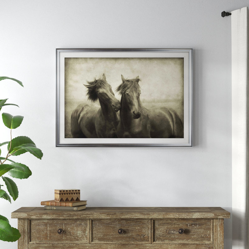 « hors d’aparté », reproduction de peinture à l’acrylique, Cadre argenté, H 31 po x l 43 po x P 1,5 po