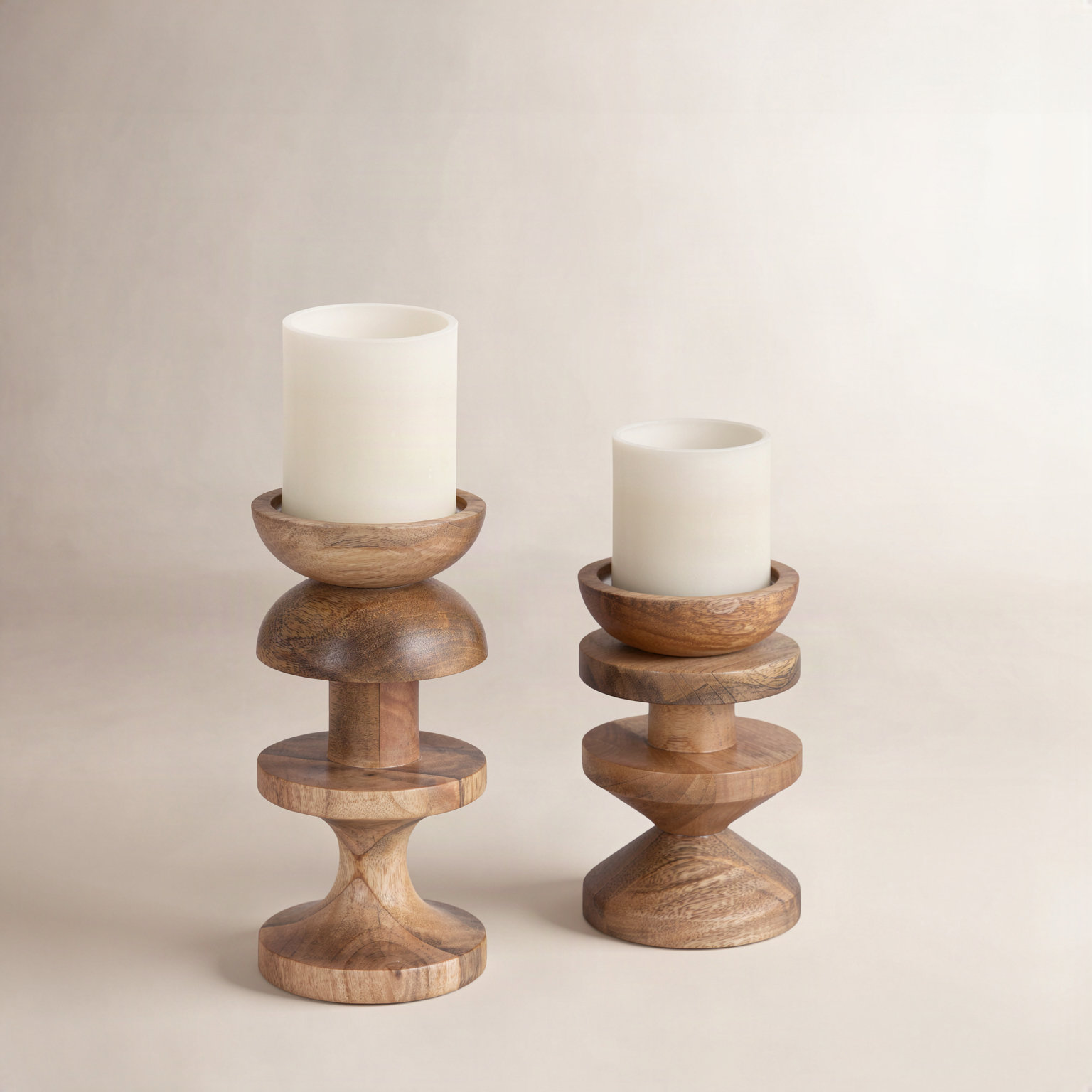 2-Piece Candlestick Set, Brown