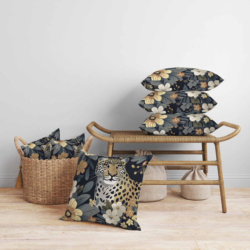 Coussin en faux suède Jungle Cat, Beige / jaune / gris, Carré 16 po