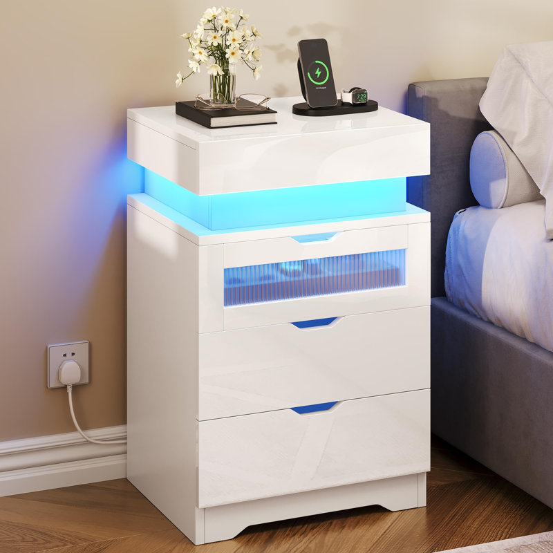 45cm W Manufactured Wood Bedside Table