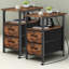 Table de bout étroite avec station de charge, ensemble de 2 tables de chevet avec 2 tiroirs et tablettes ouvertes, table d'appoint industrielle pour petits espaces, chambre à coucher ou salon