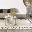 Table basse ronde moderne à motif de marbre blanc avec finition miroir argentée | Idée de cadeau-488201427