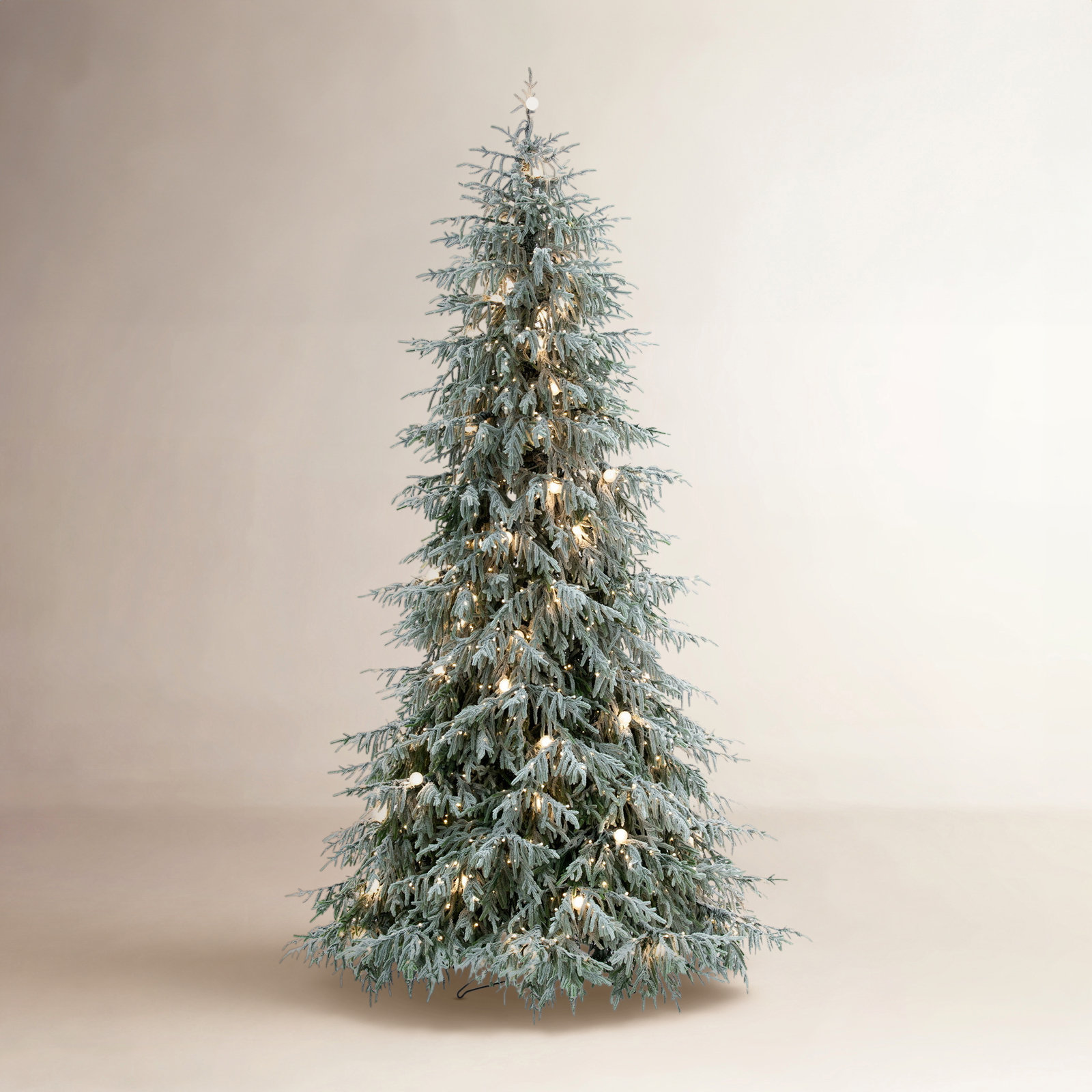 Pine Christmas Tree, 12' x 96", Pre-lit