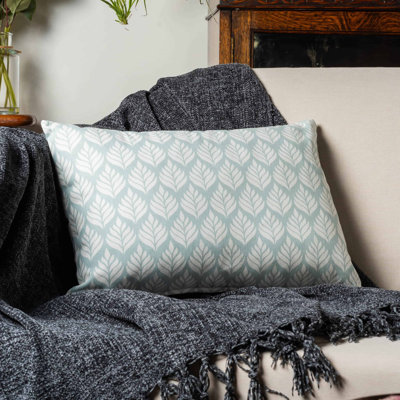 Geometric Cushion