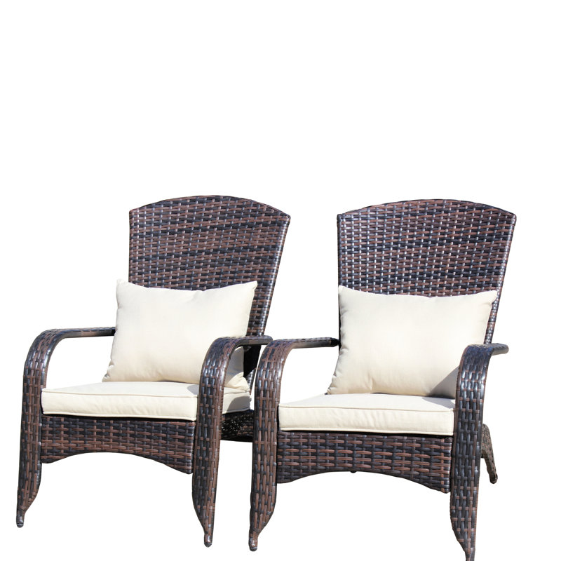 Chaise d'extérieur avec coussin. Conception ergonomique pour le confort. Capacité de 250 lb. Brun, beige Assemblage requis Outils inclus Coussins de patio. Siège spacieux. 34 de largeur. Matériaux.