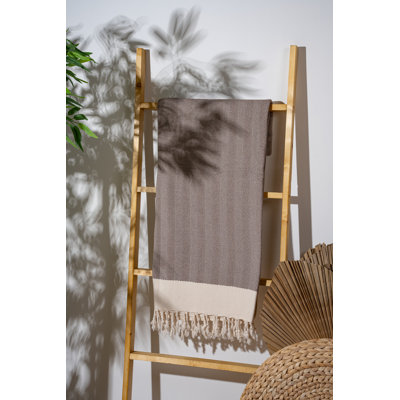 Luxueuse serviette de plage Fouta, brun clair, 35,4 po x 70,9 po | 90% coton, 10% polyester, 10,9 oz / m² | Lavable à la machine à 86 ° F | Parfait pour la plage, la piscine et le spa, conception douce et absorbante
