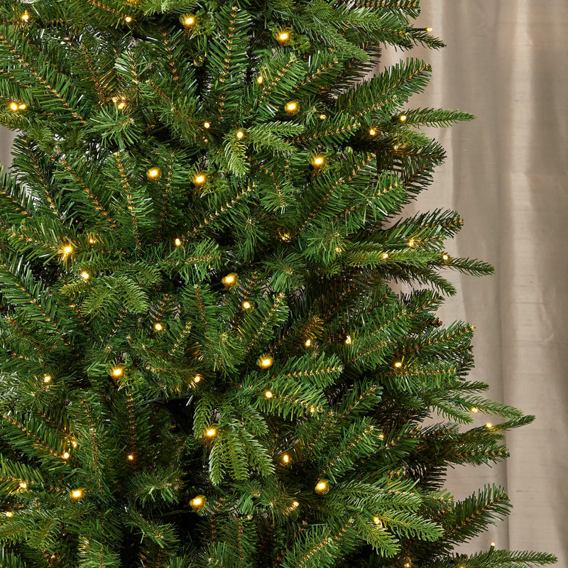 Dakota Pine 6ft Artificial Christmas Garland, Pre-lit  50  Dual LEDs Lights w/ 9 Functions (Battery-Operated)