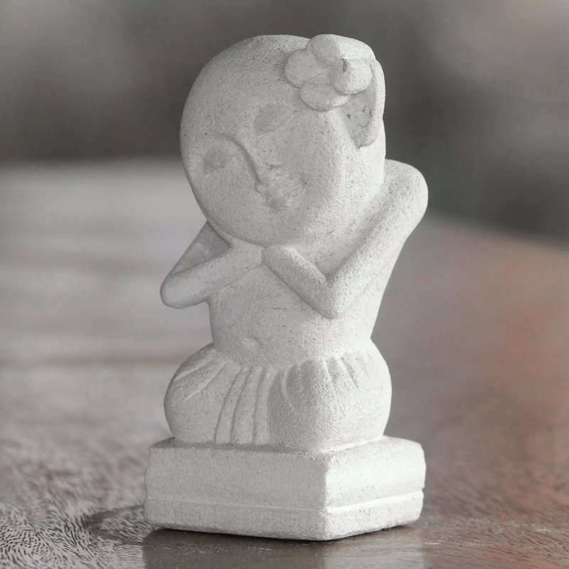 People Figurines & Sculptures