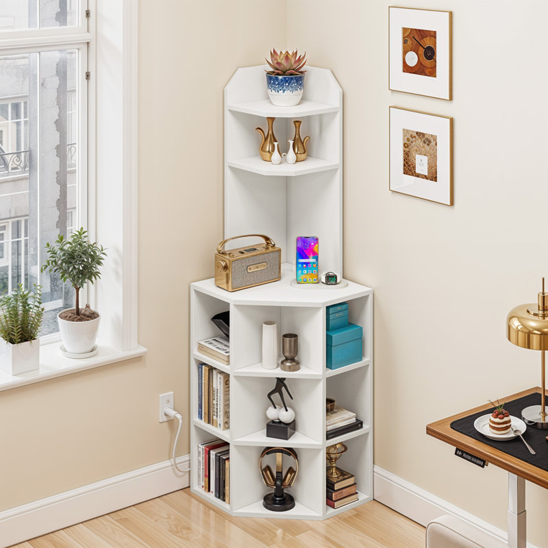Bibliothèque d'angle blanche à 6 niveaux avec 12 cubes, alimentation intégrée et organiseur de coin autoportant avec charge USB et stabilité anti-basculement