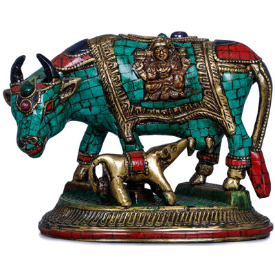 Figurines & Sculptures