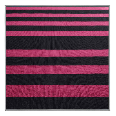 Tapis mauve à rayures horizontales lavable à la machine