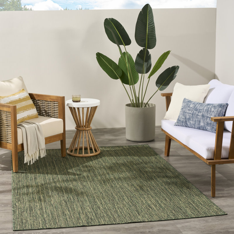 Remmie Black Modern Indoor/Outdoor Rug, Rectangle 4' x 6', Green