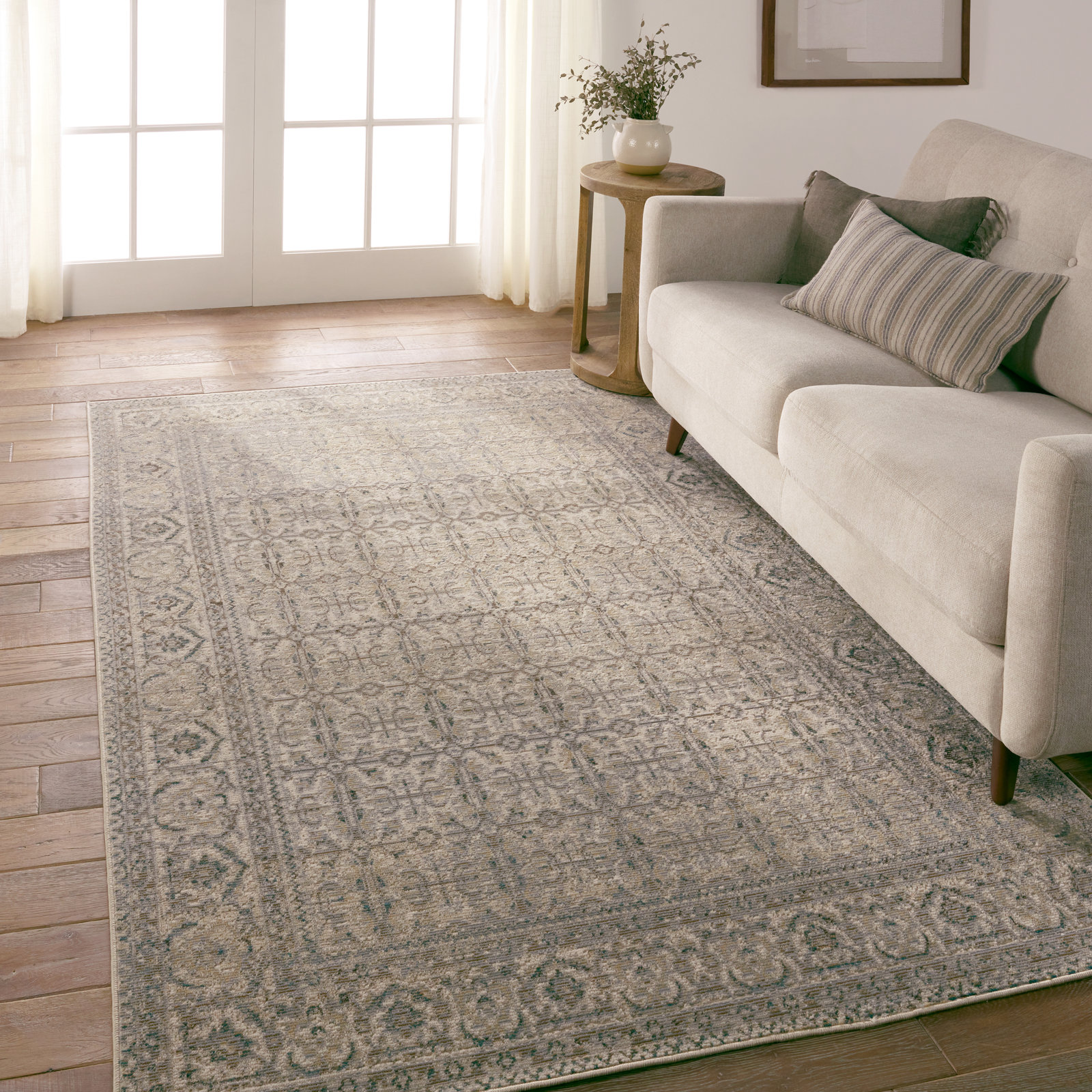 Devoris Gray Brown Oriental Rug, Rectangle 4' x 5'7"